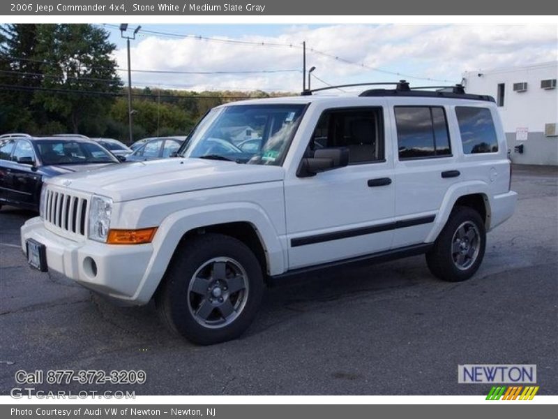 Stone White / Medium Slate Gray 2006 Jeep Commander 4x4