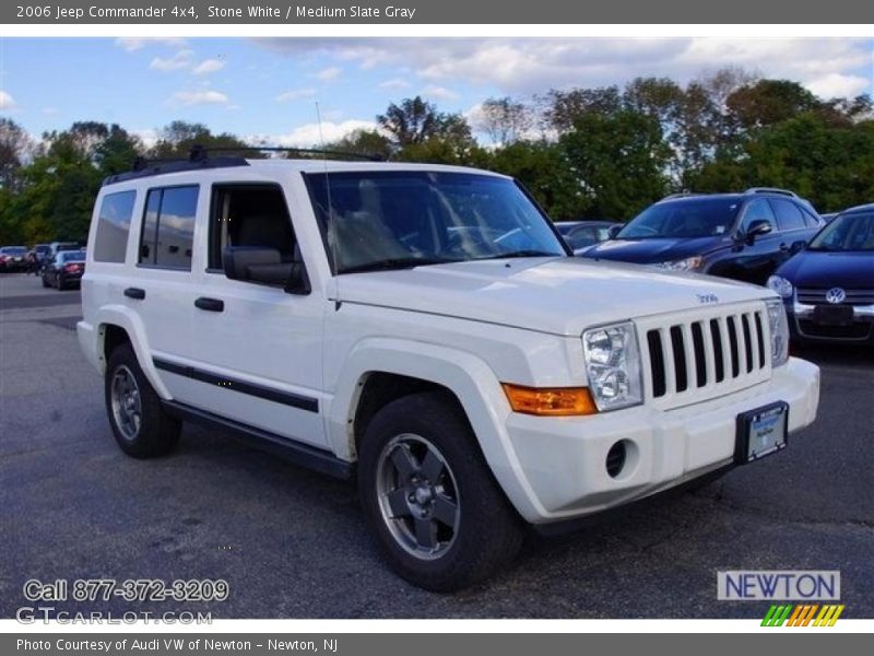 Stone White / Medium Slate Gray 2006 Jeep Commander 4x4