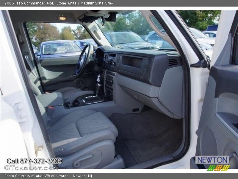 Stone White / Medium Slate Gray 2006 Jeep Commander 4x4