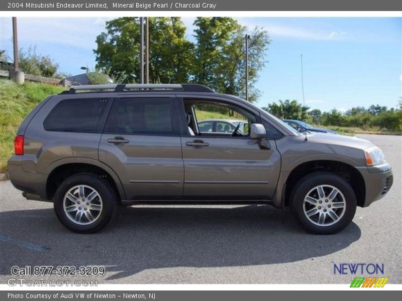 Mineral Beige Pearl / Charcoal Gray 2004 Mitsubishi Endeavor Limited