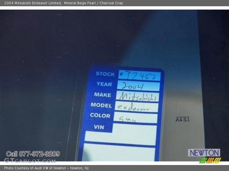Mineral Beige Pearl / Charcoal Gray 2004 Mitsubishi Endeavor Limited