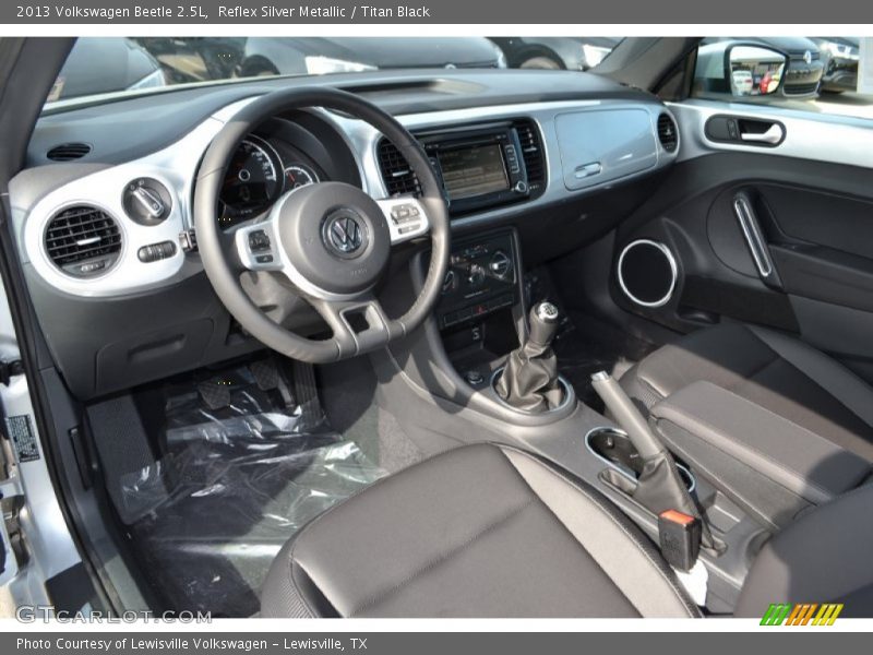 Reflex Silver Metallic / Titan Black 2013 Volkswagen Beetle 2.5L