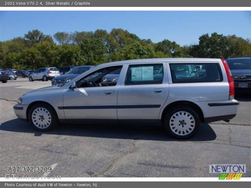 Silver Metallic / Graphite 2001 Volvo V70 2.4