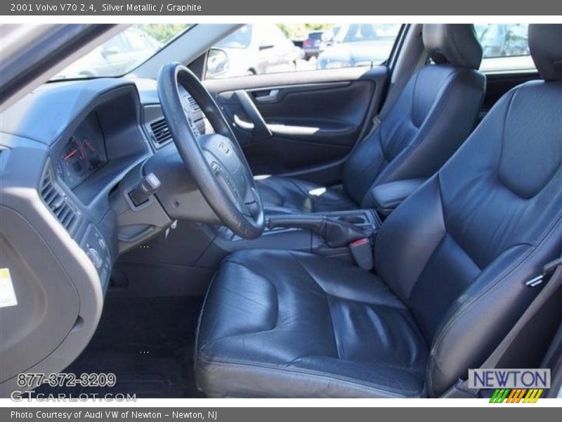 Silver Metallic / Graphite 2001 Volvo V70 2.4