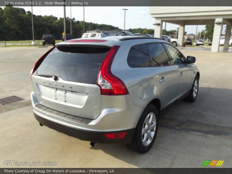 Silver Metallic / Anthracite 2010 Volvo XC60 3.2