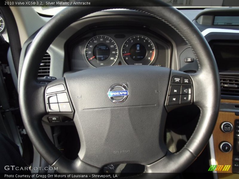 Silver Metallic / Anthracite 2010 Volvo XC60 3.2