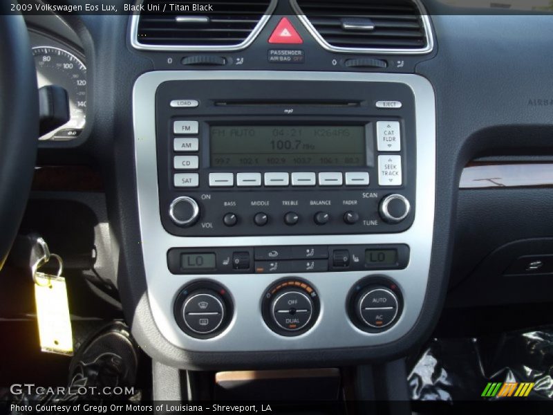 Black Uni / Titan Black 2009 Volkswagen Eos Lux