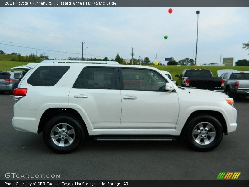 Blizzard White Pearl / Sand Beige 2011 Toyota 4Runner SR5
