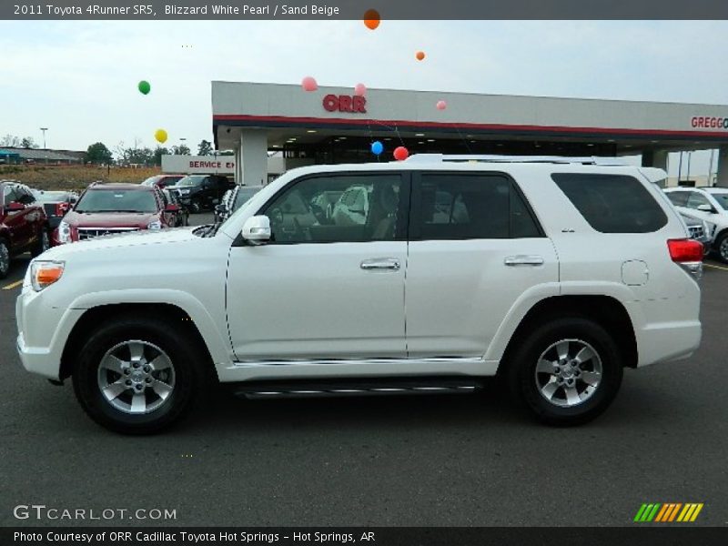 Blizzard White Pearl / Sand Beige 2011 Toyota 4Runner SR5