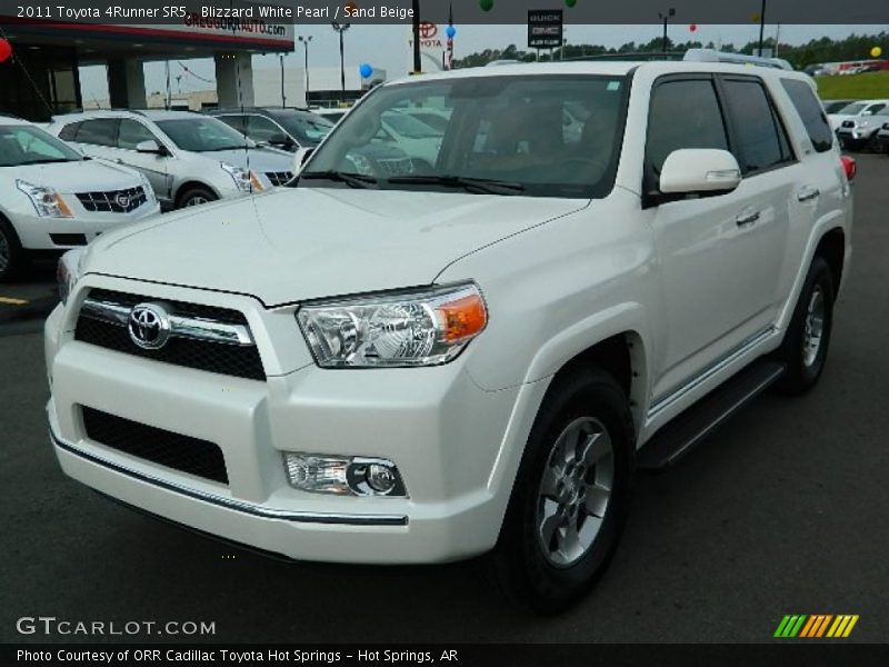 Blizzard White Pearl / Sand Beige 2011 Toyota 4Runner SR5