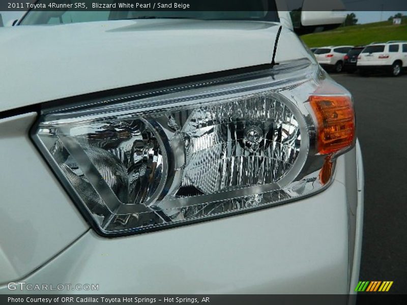 Blizzard White Pearl / Sand Beige 2011 Toyota 4Runner SR5