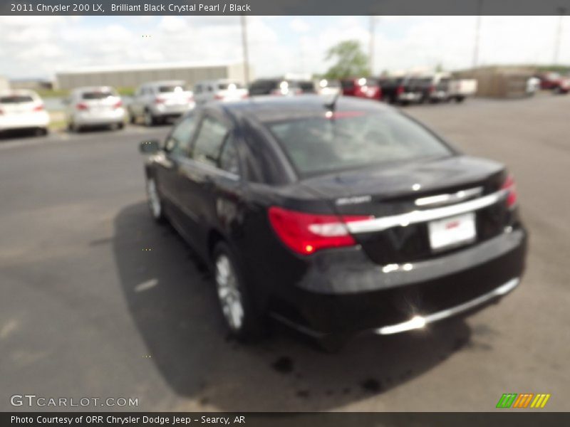 Brilliant Black Crystal Pearl / Black 2011 Chrysler 200 LX