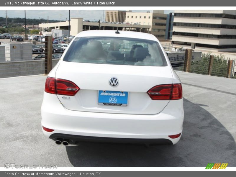 Candy White / Titan Black 2013 Volkswagen Jetta GLI Autobahn