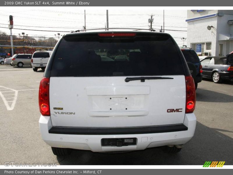 Summit White / Ebony 2009 GMC Yukon SLT 4x4