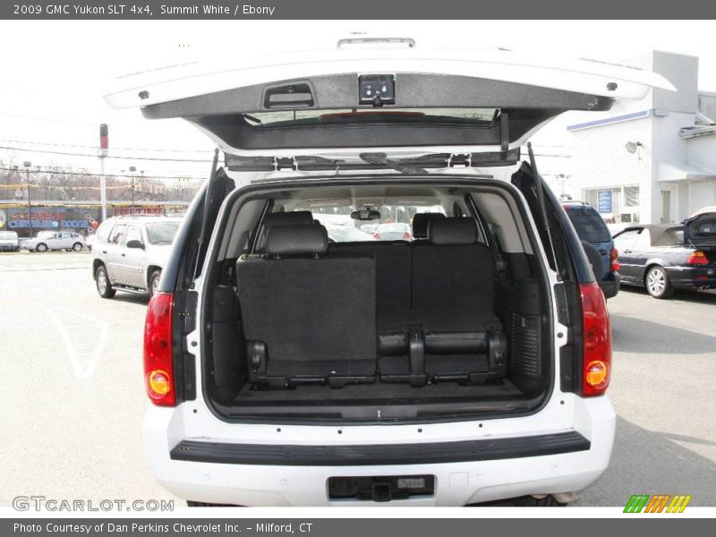 Summit White / Ebony 2009 GMC Yukon SLT 4x4