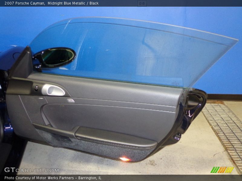 Door Panel of 2007 Cayman 