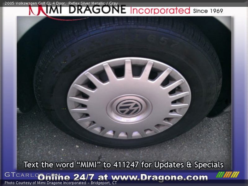 Reflex Silver Metallic / Gray 2005 Volkswagen Golf GL 4 Door