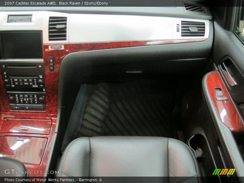 Black Raven / Ebony/Ebony 2007 Cadillac Escalade AWD