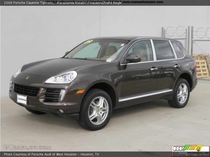 Macadamia Metallic / Havanna/Sand Beige 2009 Porsche Cayenne Tiptronic