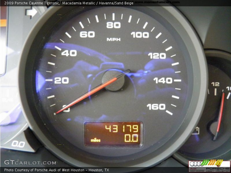 Macadamia Metallic / Havanna/Sand Beige 2009 Porsche Cayenne Tiptronic