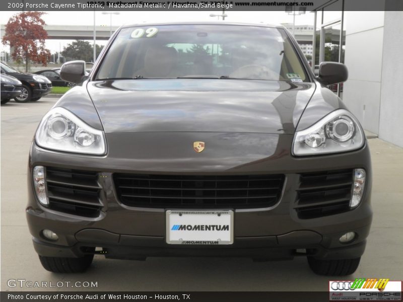 Macadamia Metallic / Havanna/Sand Beige 2009 Porsche Cayenne Tiptronic