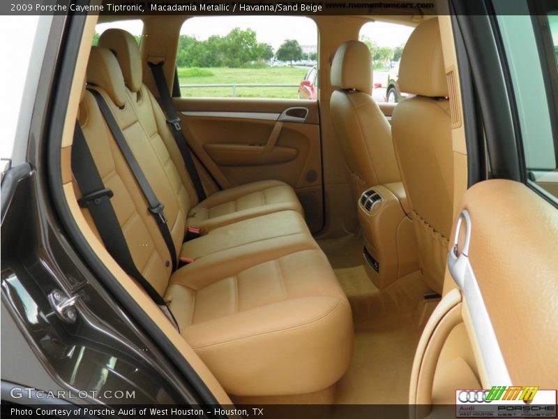 Macadamia Metallic / Havanna/Sand Beige 2009 Porsche Cayenne Tiptronic