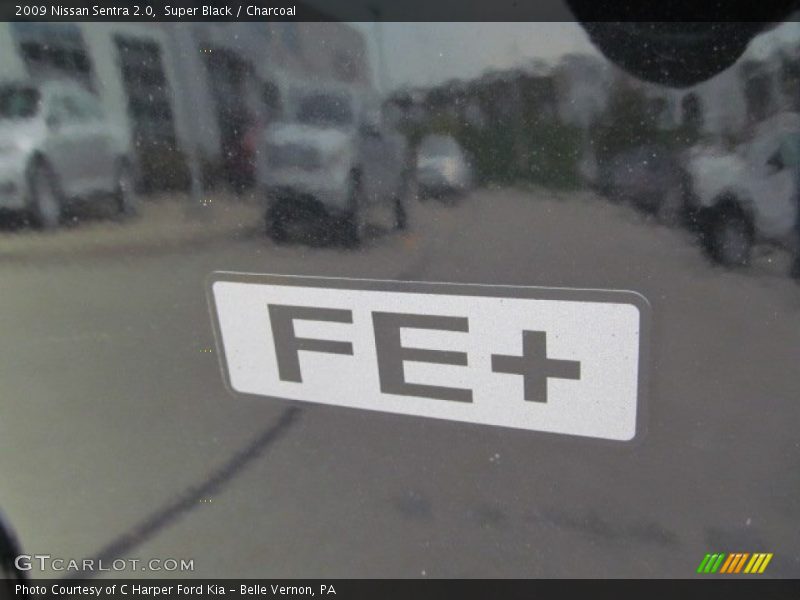 Super Black / Charcoal 2009 Nissan Sentra 2.0