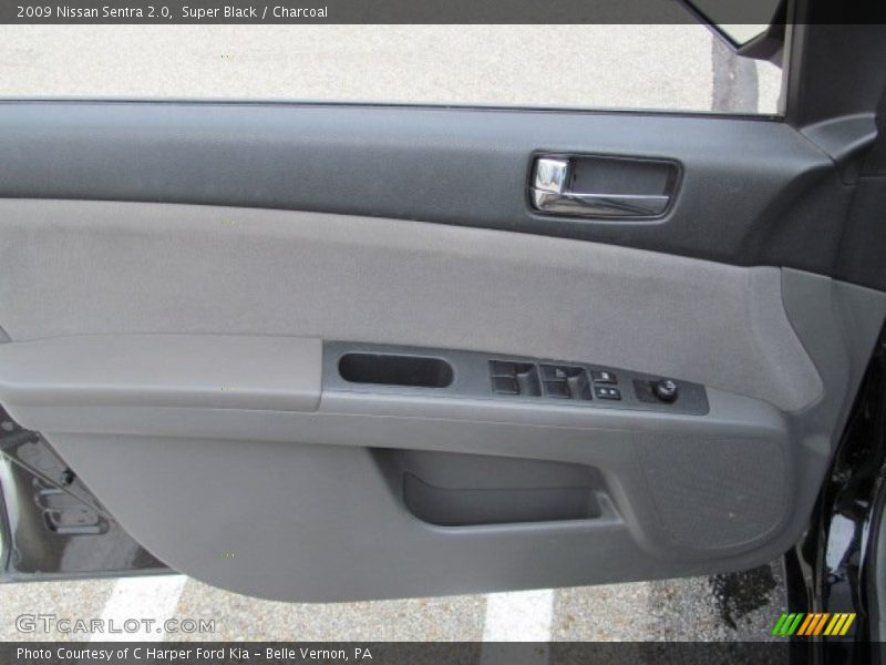 Super Black / Charcoal 2009 Nissan Sentra 2.0