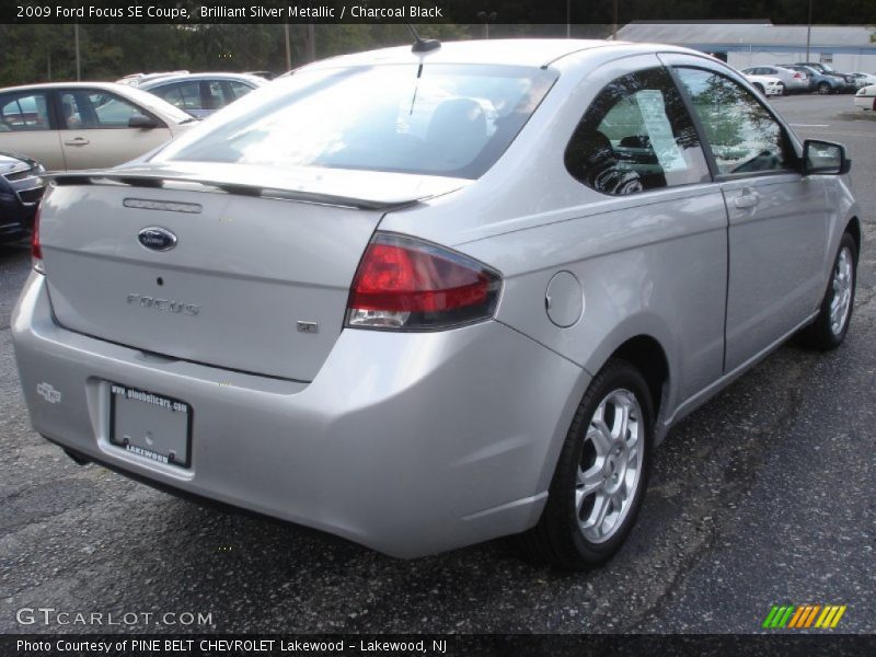 Brilliant Silver Metallic / Charcoal Black 2009 Ford Focus SE Coupe