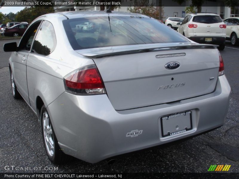 Brilliant Silver Metallic / Charcoal Black 2009 Ford Focus SE Coupe