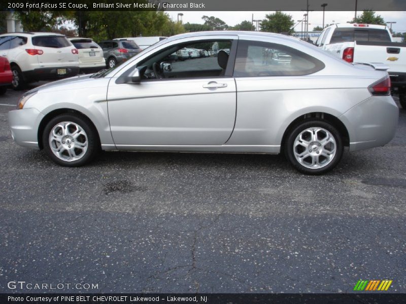Brilliant Silver Metallic / Charcoal Black 2009 Ford Focus SE Coupe