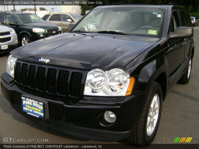 Black / Medium Slate Gray 2006 Jeep Grand Cherokee Laredo 4x4