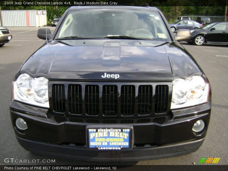 Black / Medium Slate Gray 2006 Jeep Grand Cherokee Laredo 4x4