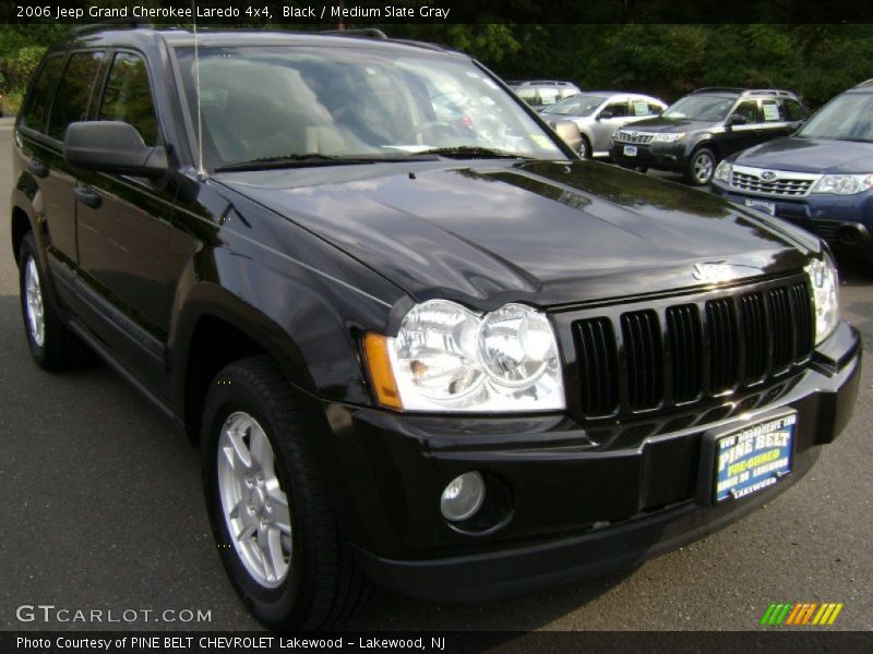 Black / Medium Slate Gray 2006 Jeep Grand Cherokee Laredo 4x4