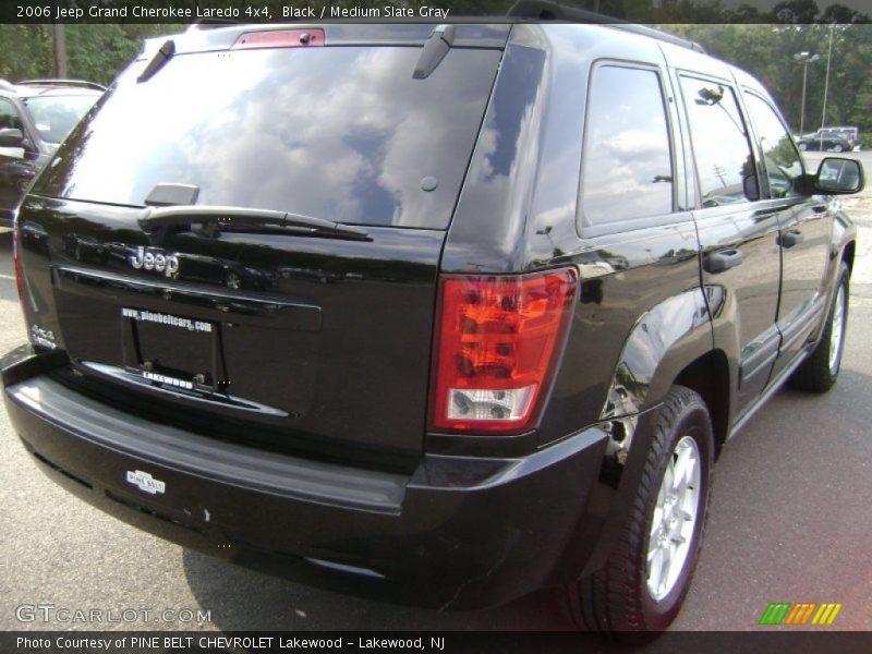 Black / Medium Slate Gray 2006 Jeep Grand Cherokee Laredo 4x4