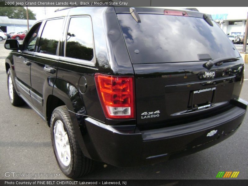 Black / Medium Slate Gray 2006 Jeep Grand Cherokee Laredo 4x4