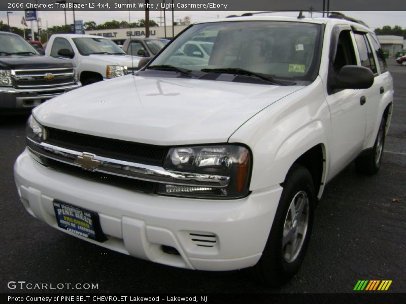 Summit White / Light Cashmere/Ebony 2006 Chevrolet TrailBlazer LS 4x4