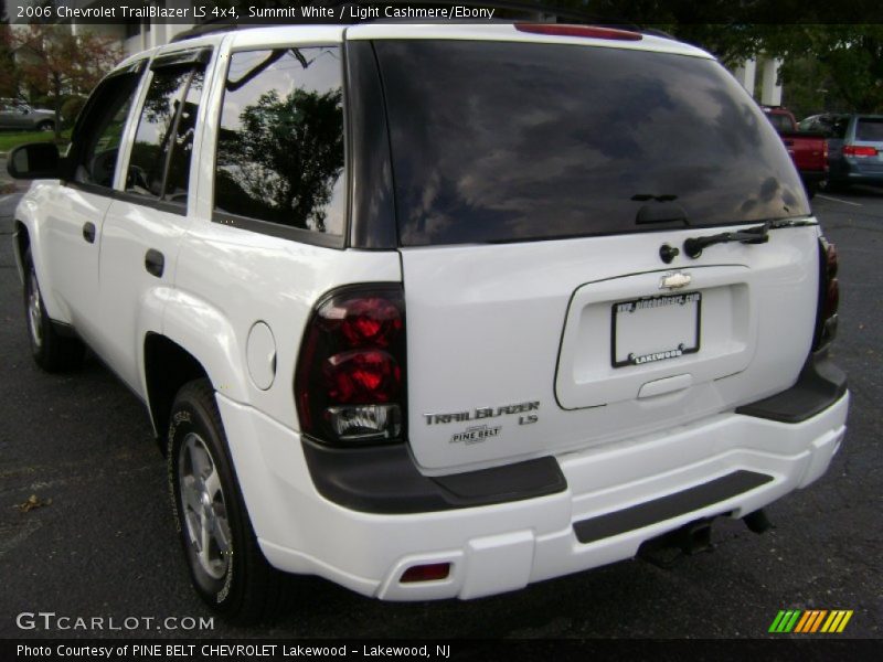 Summit White / Light Cashmere/Ebony 2006 Chevrolet TrailBlazer LS 4x4