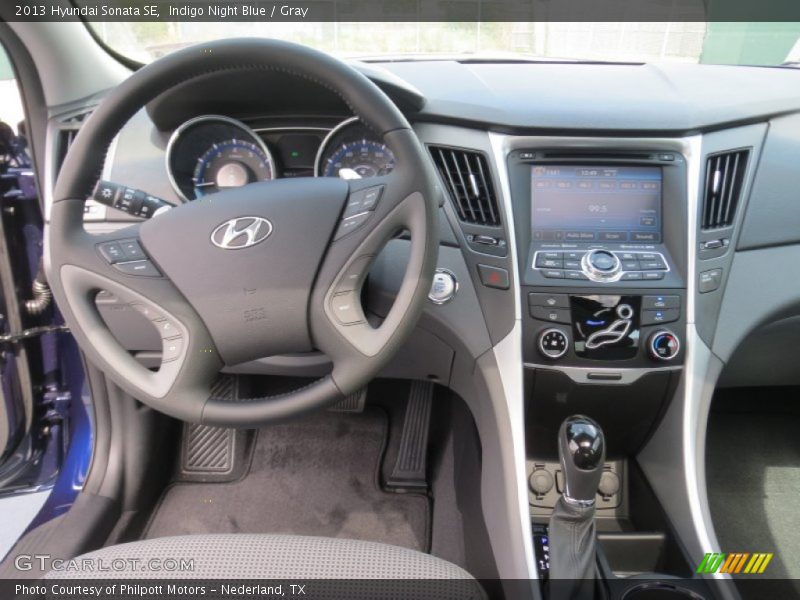 Dashboard of 2013 Sonata SE