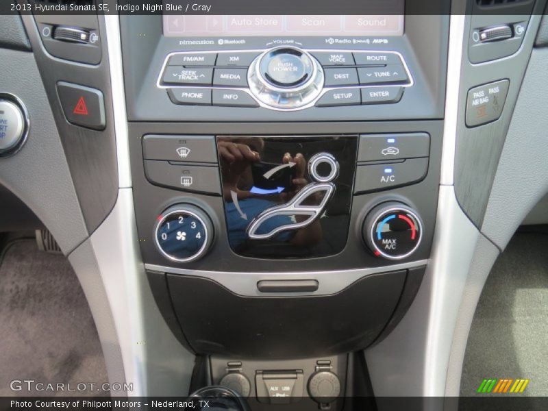 Controls of 2013 Sonata SE