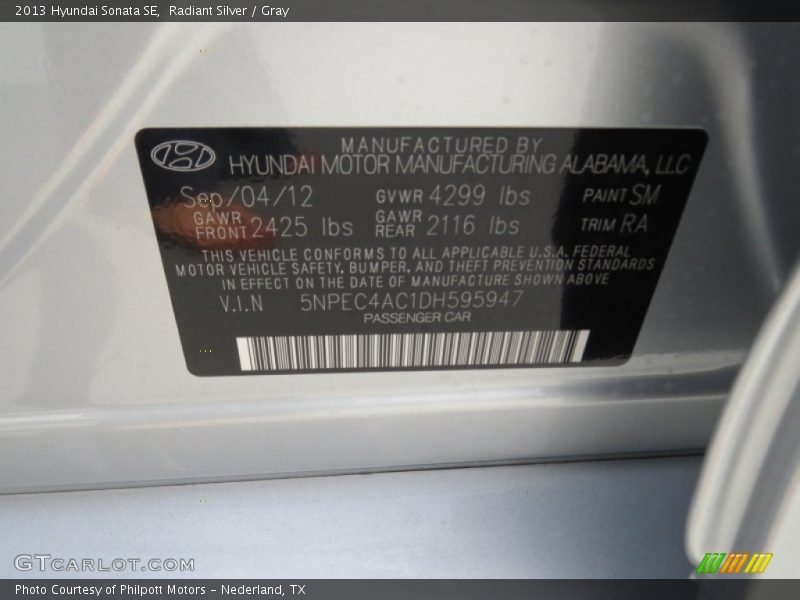 Radiant Silver / Gray 2013 Hyundai Sonata SE