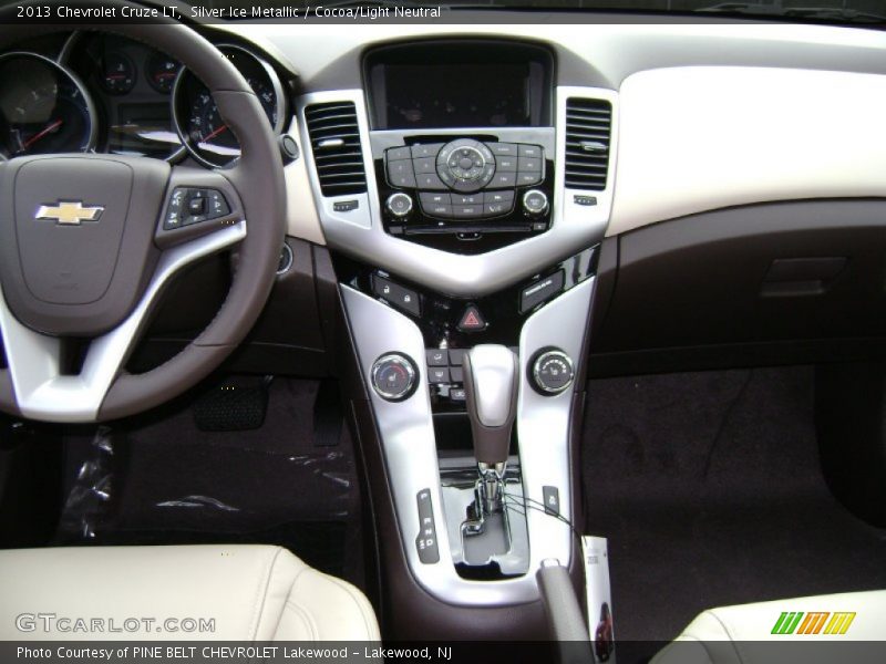 Dashboard of 2013 Cruze LT