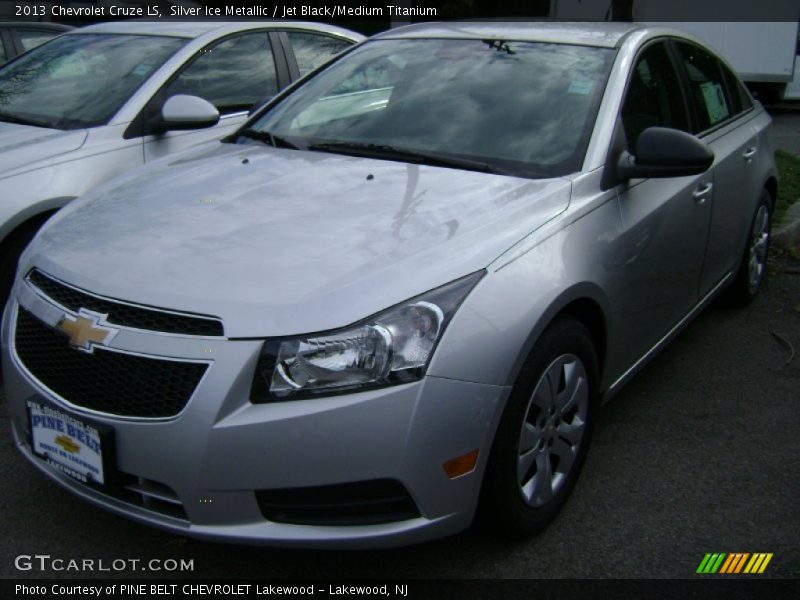 Silver Ice Metallic / Jet Black/Medium Titanium 2013 Chevrolet Cruze LS