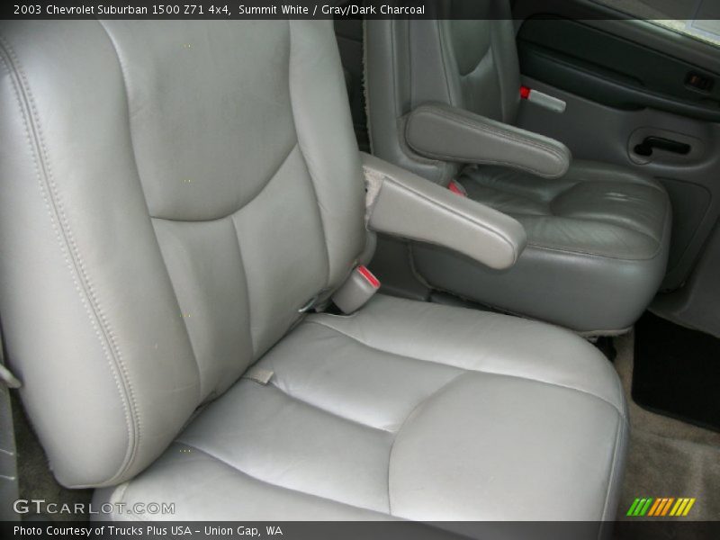 Summit White / Gray/Dark Charcoal 2003 Chevrolet Suburban 1500 Z71 4x4