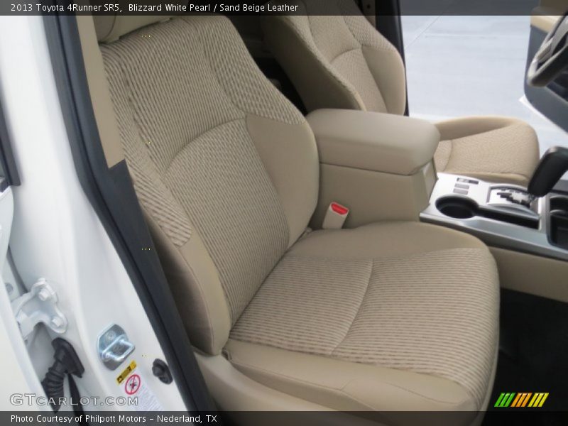 Blizzard White Pearl / Sand Beige Leather 2013 Toyota 4Runner SR5