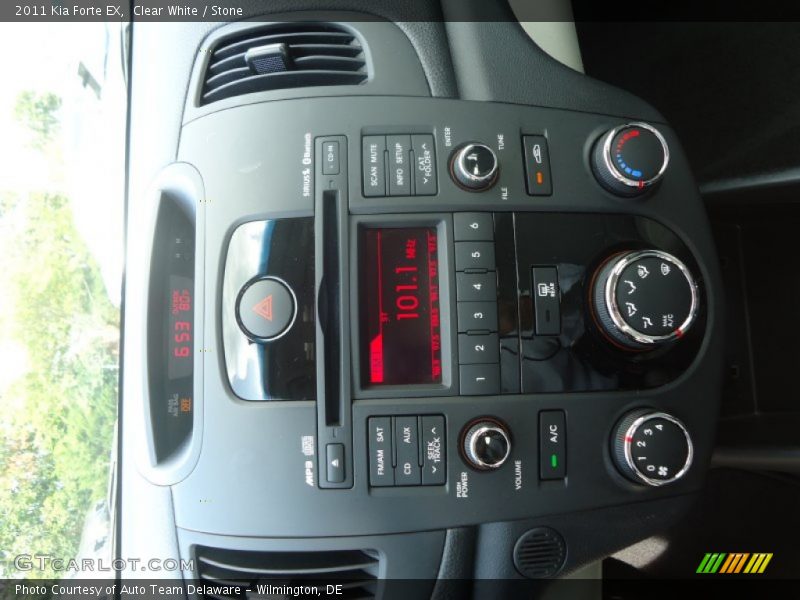 Clear White / Stone 2011 Kia Forte EX