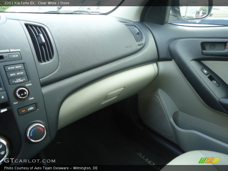 Clear White / Stone 2011 Kia Forte EX