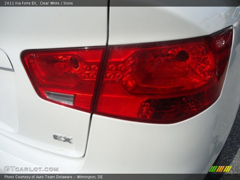 Clear White / Stone 2011 Kia Forte EX