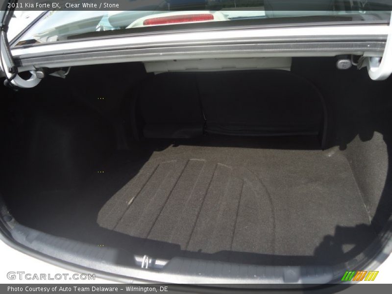 Clear White / Stone 2011 Kia Forte EX
