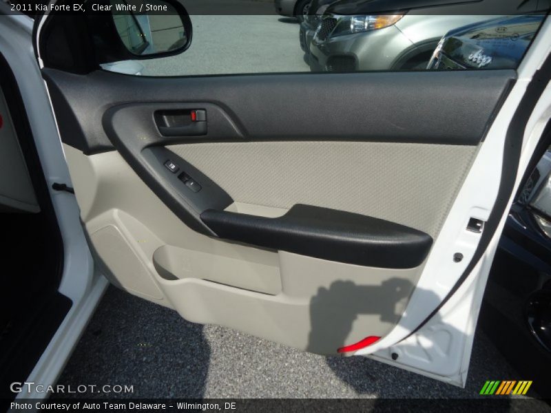 Clear White / Stone 2011 Kia Forte EX
